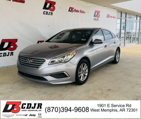 Used 2016 Hyundai Sonata SE image 1