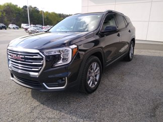 Used 2024 GMC Terrain SLT image 1