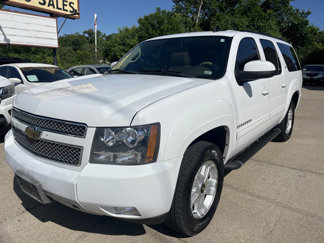 Used 2011 Chevrolet Suburban LT w/ Luxury Package image 1