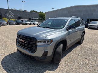 Used 2023 GMC Acadia SLE w/ Driver Convenience Package image 1