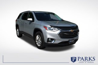 Used 2020 Chevrolet Traverse LT image 1