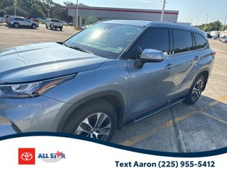 Used 2020 Toyota Highlander XLE image 1
