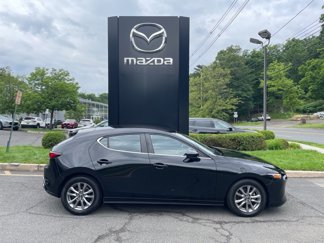 Certified 2022 MAZDA MAZDA3 s image 1