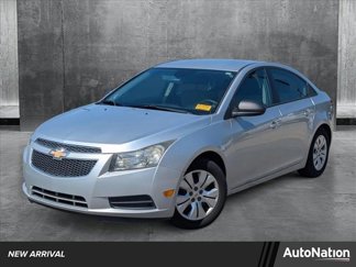 Used 2014 Chevrolet Cruze LS image 1
