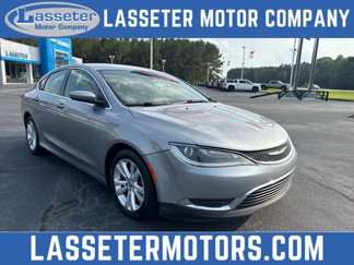 Used 2016 Chrysler 200 Limited w/ Convenience Group image 1