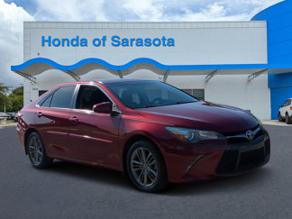 Used 2015 Toyota Camry SE image 1