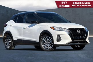 Used 2024 Nissan Kicks SV image 1
