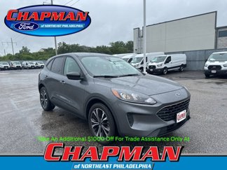 Used 2022 Ford Escape SE w/ SE Sport Appearance Package image 1