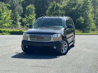 Used 2005 GMC Yukon XL Denali image 1