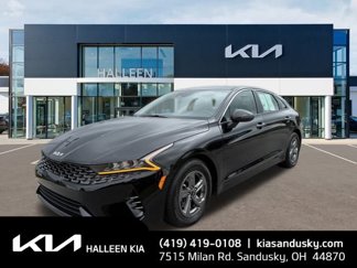 Used 2023 Kia K5 LXS image 1