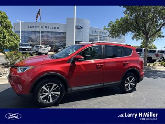 Used 2017 Toyota RAV4 XLE image 1