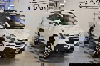 Used 2022 Subaru Outback Premium image 1