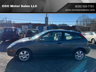 Used 2002 Ford Focus ZX3 Hatchback image 1