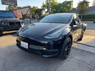 Used 2022 Tesla Model Y Long Range image 1