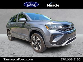 Used 2024 Volkswagen Taos SE image 1