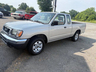 Used 1998 Nissan Frontier XE image 1