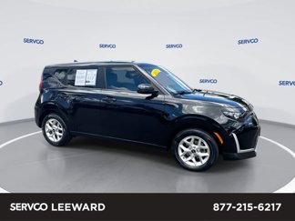 Used 2023 Kia Soul LX w/ LX Technology Package image 1