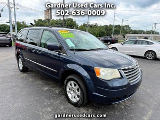 Used 2009 Chrysler Town & Country Touring w/ Entertainment Group #2 image 1