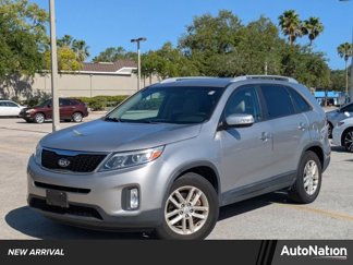 Used 2014 Kia Sorento LX image 1