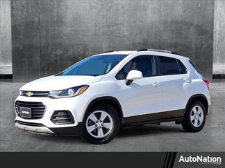Used 2022 Chevrolet Trax LT w/ LT Convenience Package image 1