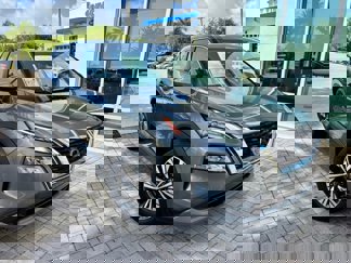 Used 2022 Nissan Rogue SV image 1
