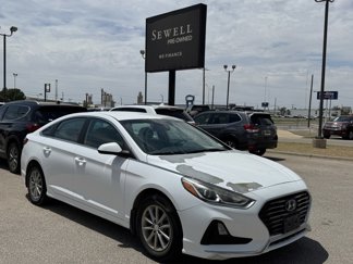 Used 2018 Hyundai Sonata SE image 1
