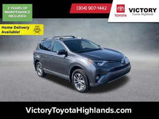 Used 2018 Toyota RAV4 XLE image 1