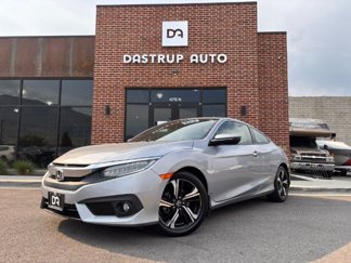 Used 2017 Honda Civic Touring image 1
