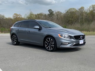 Used 2018 Volvo V60 T5 Dynamic w/ Vision Package image 1