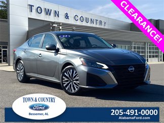 Used 2023 Nissan Altima 2.5 SV image 1