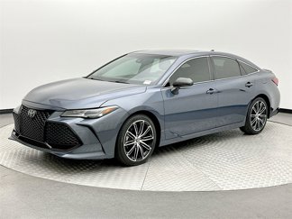 Used 2019 Toyota Avalon Touring image 1