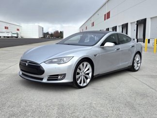 Used 2015 Tesla Model S 85 image 1