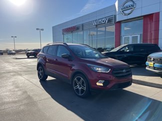 Used 2019 Ford Escape SEL image 1