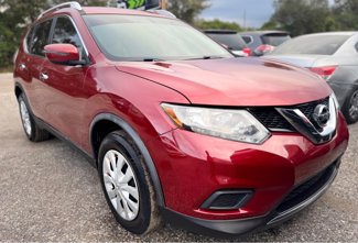 Used 2016 Nissan Rogue S w/ Appearance Package image 1