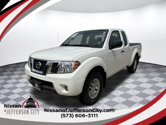 Used 2021 Nissan Frontier SV image 1