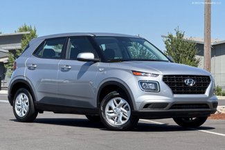 New 2025 Hyundai Venue SE image 1