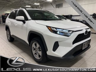 Used 2022 Toyota RAV4 XLE image 1