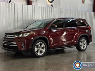 Used 2017 Toyota Highlander Limited Platinum image 1