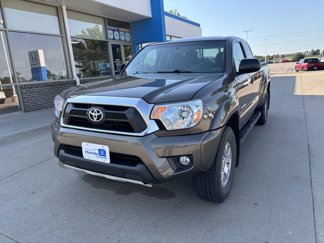 Used 2014 Toyota Tacoma 4x4 Access Cab V6 image 1