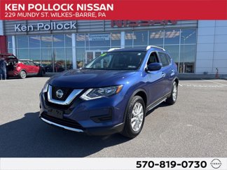 Used 2018 Nissan Rogue SV image 1
