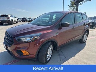 Used 2018 Ford Escape S image 1