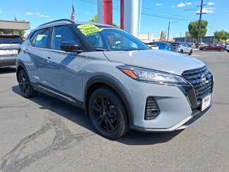 Used 2023 Nissan Kicks SR w/ SR Premium Package image 1
