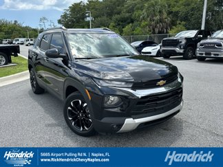 Used 2023 Chevrolet TrailBlazer LT image 1