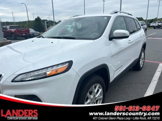 Used 2018 Jeep Cherokee Latitude image 1