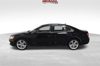 Used 2014 Volkswagen Passat TDI SE image 1