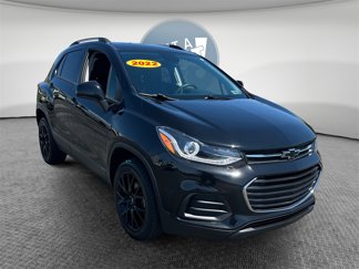 Certified 2022 Chevrolet Trax LT w/ Midnight Edition image 1