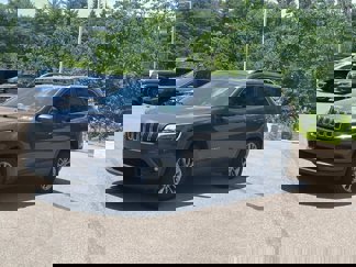 Used 2020 Jeep Cherokee Latitude Plus w/ Cold Weather Group image 1