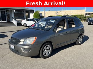 Used 2009 Kia Rondo LX image 1