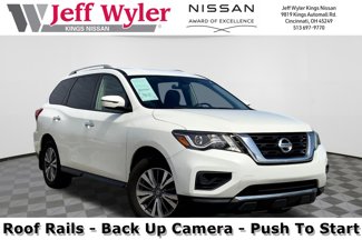 Used 2020 Nissan Pathfinder S image 1