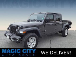 Used 2023 Jeep Gladiator Sport image 1